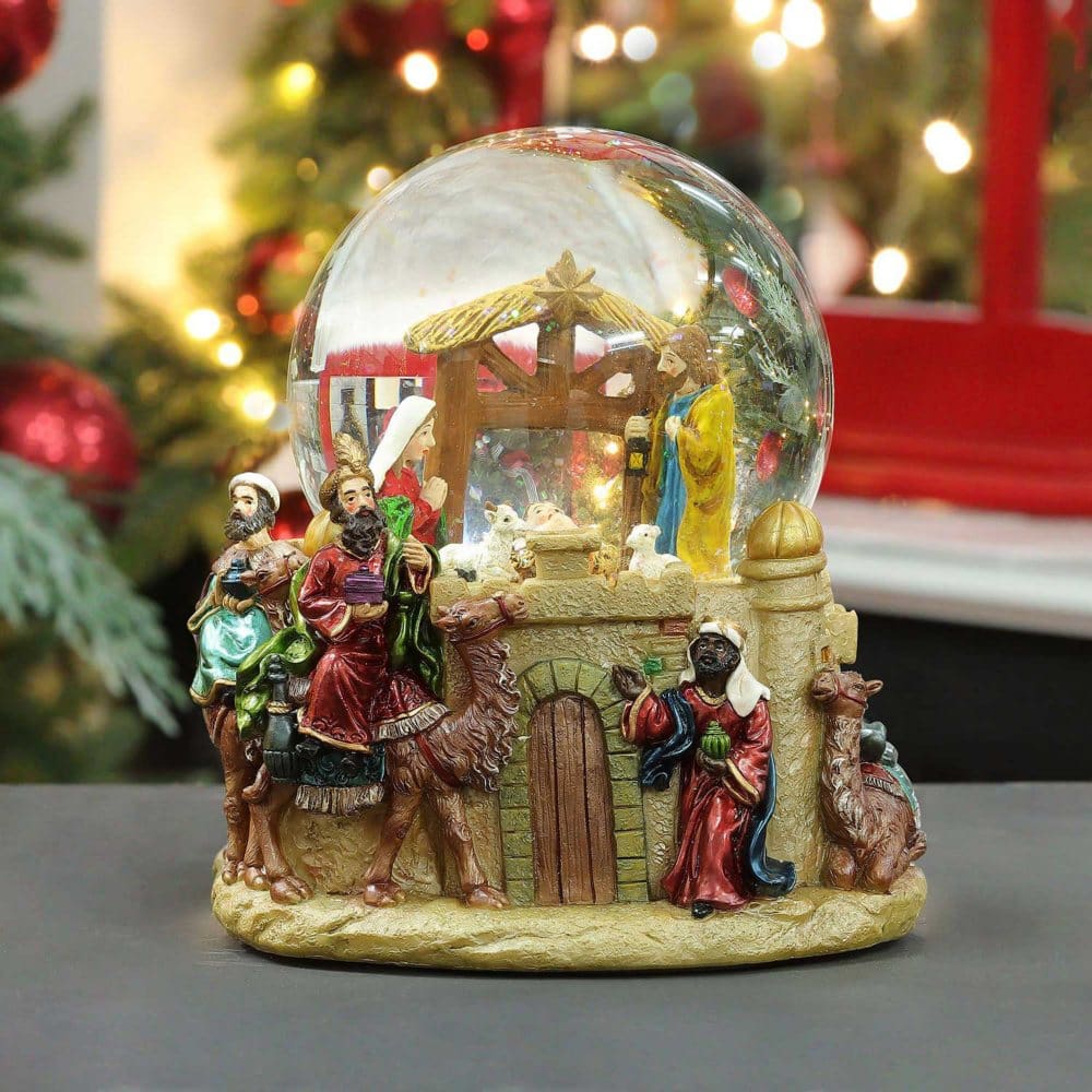 Member’s Mark 8.75 Decorative Holiday Snow Globe - New Items - Member’s