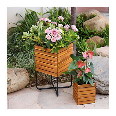 Berkley Jensen Cedar Square Planter, 2-Pc.