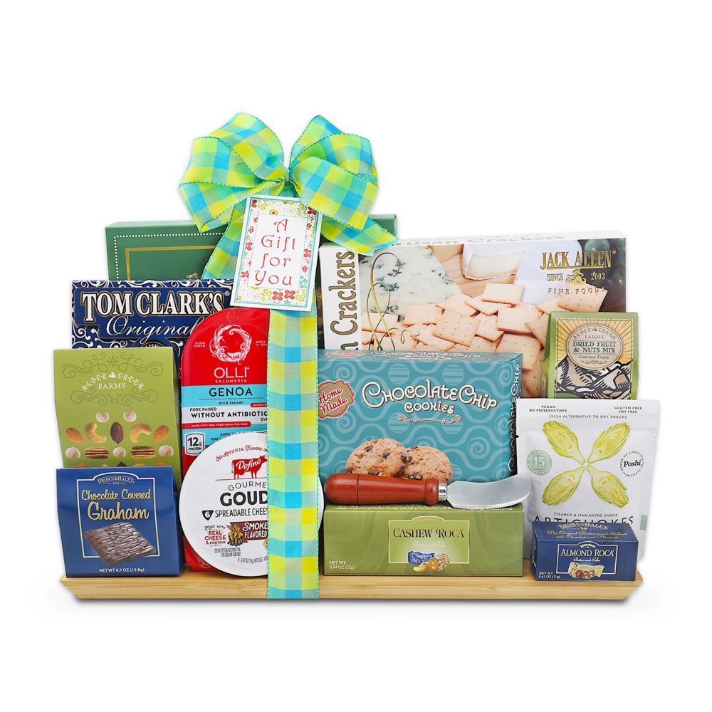 Alder Creek Gift Baskets Deluxe Cutting Board