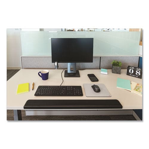 3M Gel Wrist Rest For Standing Desks 30.13 X 3.25 Black - Technology - 3M™