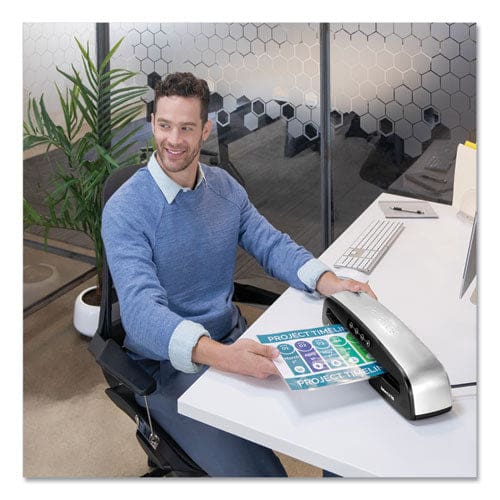 Fellowes Saturn3i Laminators 9 Max Document Width 5 Mil Max Document Thickness - Technology - Fellowes®