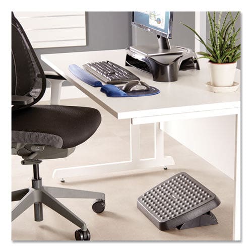 Fellowes Standard Footrest Adjustable 17.63w X 13.13d X 3.75h Graphite - Furniture - Fellowes®