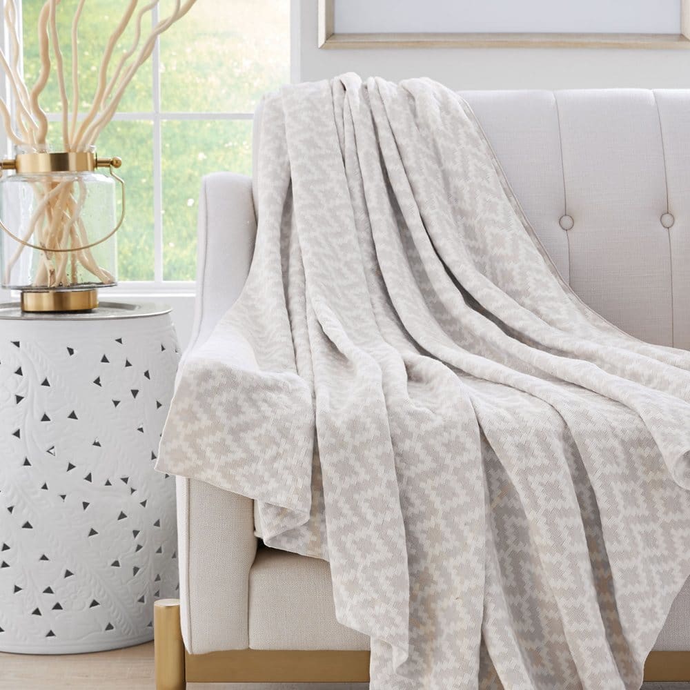 Member’s Mark Recycled Knit Throw 60 x 70 (Assorted Colors) - Blankets & Throws - Member’s Mark