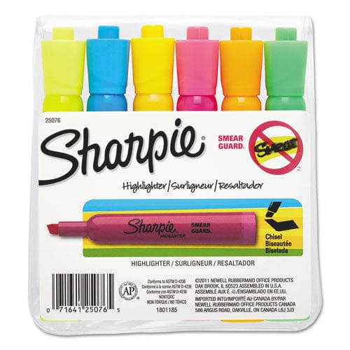 Sharpie Tank Style Highlighters Fluorescent Yellow Ink Chisel Tip Yellow Barrel 4/set - School Supplies - Sharpie®